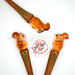 厂家直销纯手工木雕动物笔 创意木雕松鼠圆珠笔 可更换笔芯中性笔